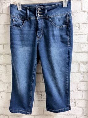 Women's Curve Appeal Jean Capris